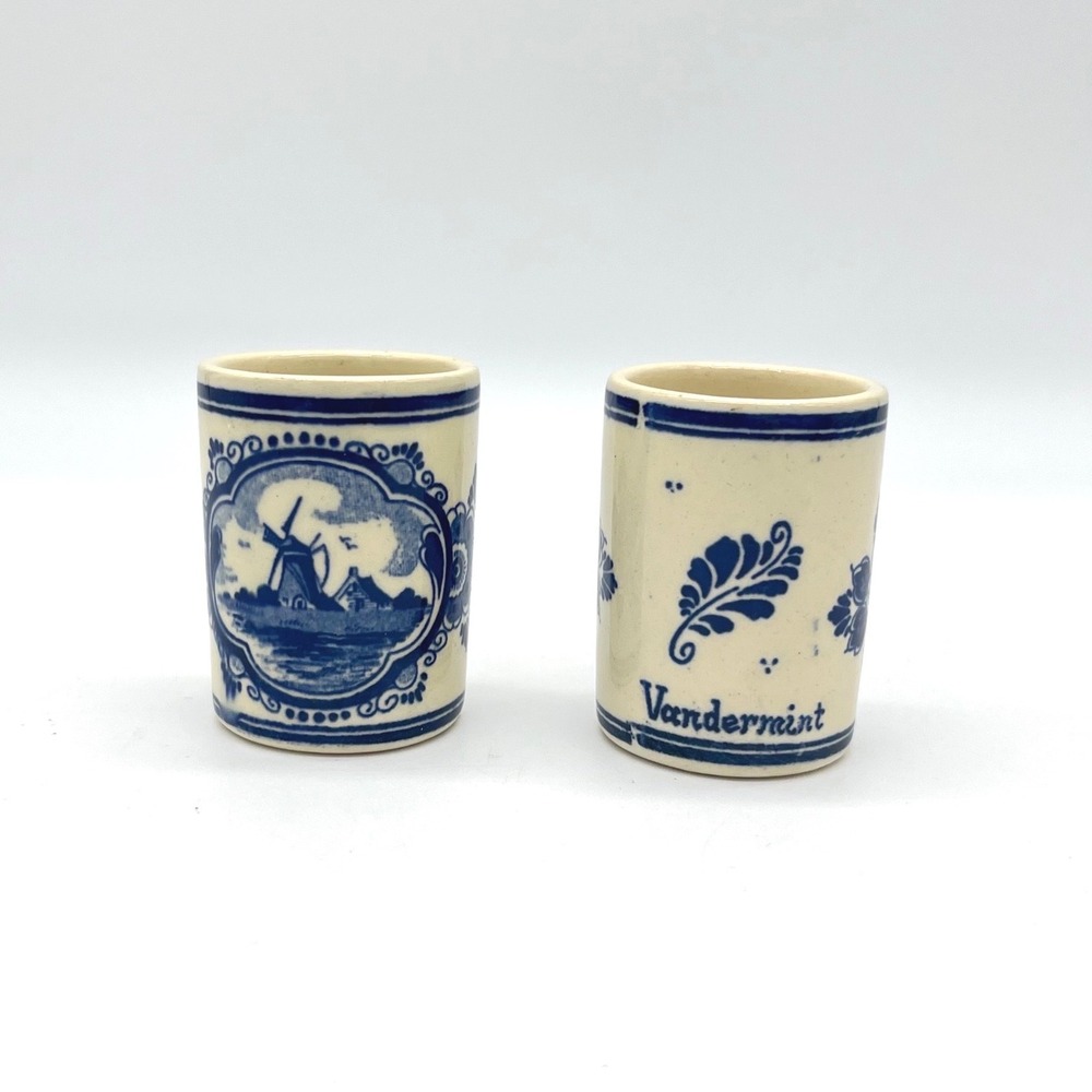 Vintage Vandermint Delft Blue Ceramic‎ Shot Glasses Windmill Dutch Barware